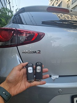 รับทำรีโมท สมาร์ทคีย์ MAZDA 2